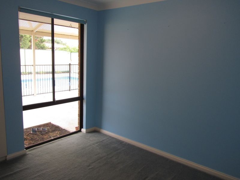 3 Pioneer Drive, Yangebup WA 6164