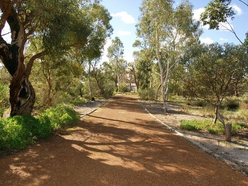31 Wilga Court, Banjup WA 6164