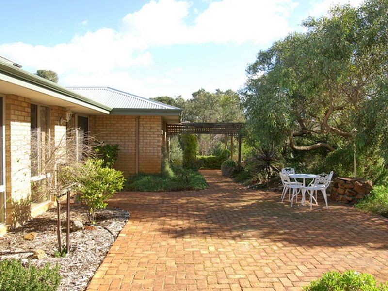 31 Wilga Court, Banjup WA 6164