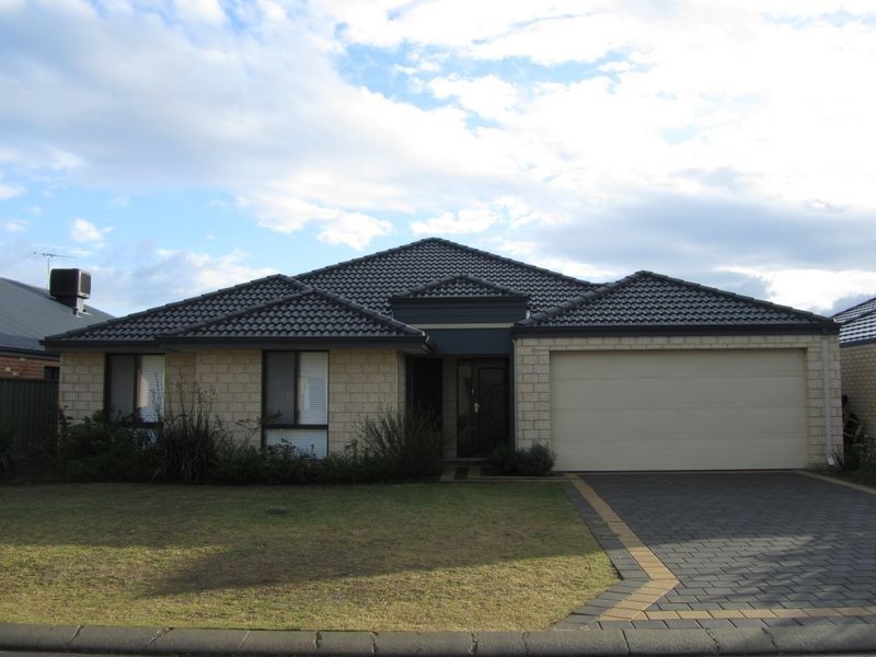 11 Grampian Crescent, Aubin Grove WA 6164