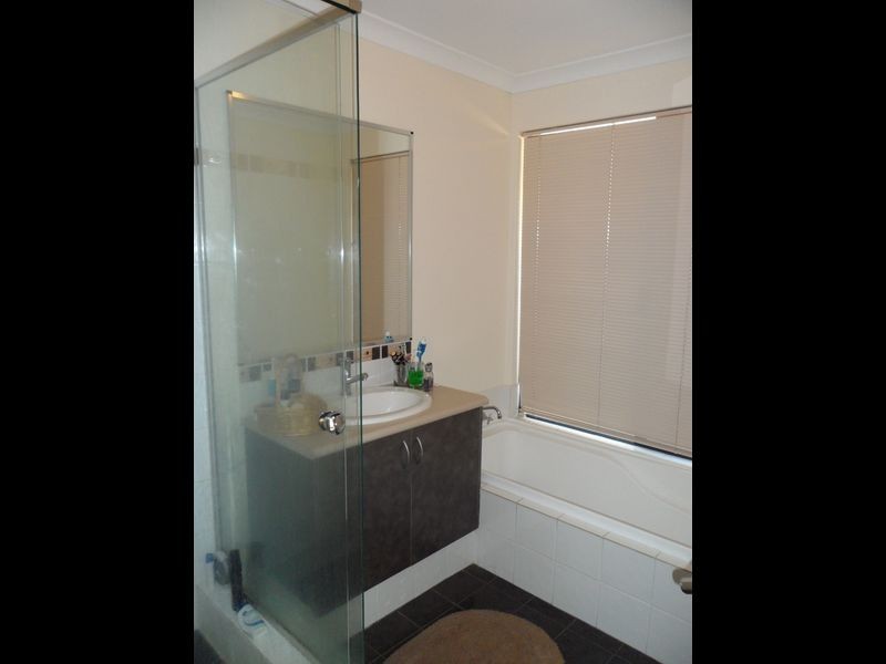 49 Jackadder Avenue, Hammond Park WA 6164