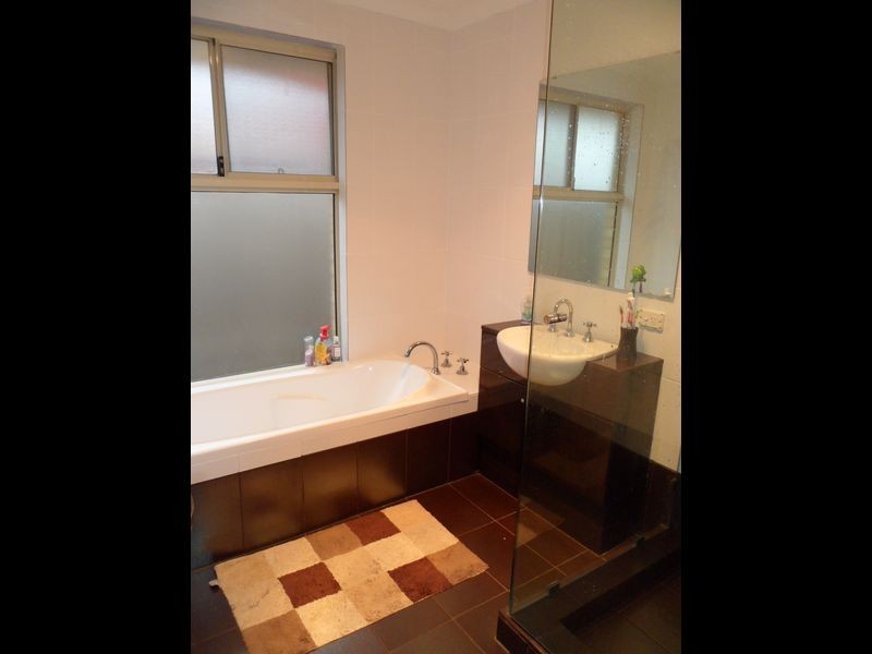 8 Birchwood Court, South Lake WA 6164