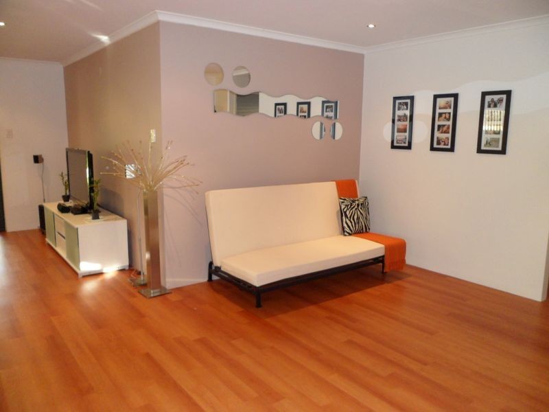 5 Wah Court, Atwell WA 6164