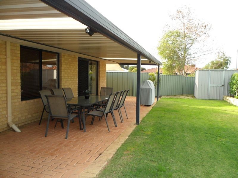 5 Wah Court, Atwell WA 6164