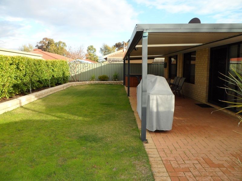 5 Wah Court, Atwell WA 6164