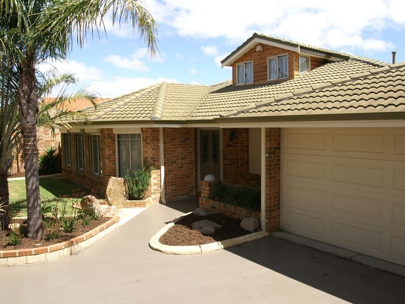 2 Freshwater Drive, Atwell WA 6164