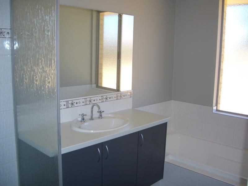 3 Fareham Crescent, Wellard WA 6170