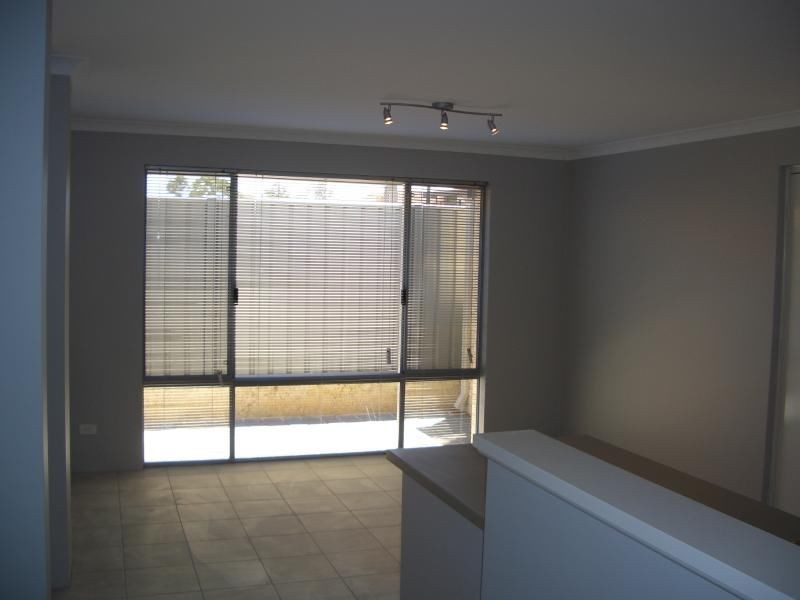 3 Fareham Crescent, Wellard WA 6170