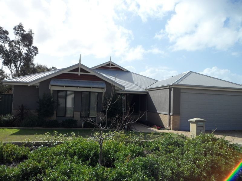 4 Yengo Mews, Aubin Grove WA 6164