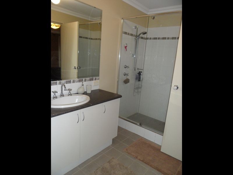 4 Yengo Mews, Aubin Grove WA 6164