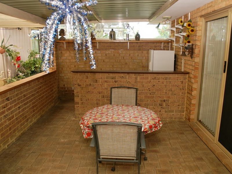 12 Marigold Place, Yangebup WA 6164