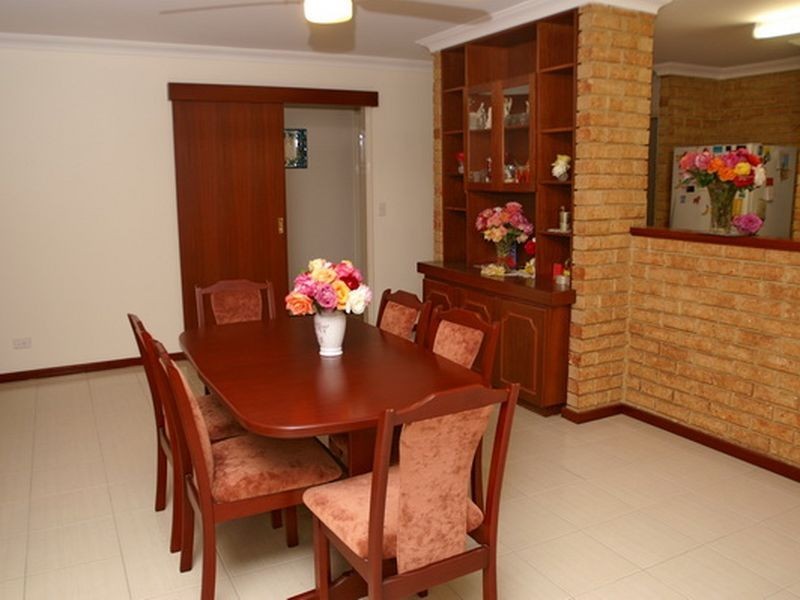 12 Marigold Place, Yangebup WA 6164