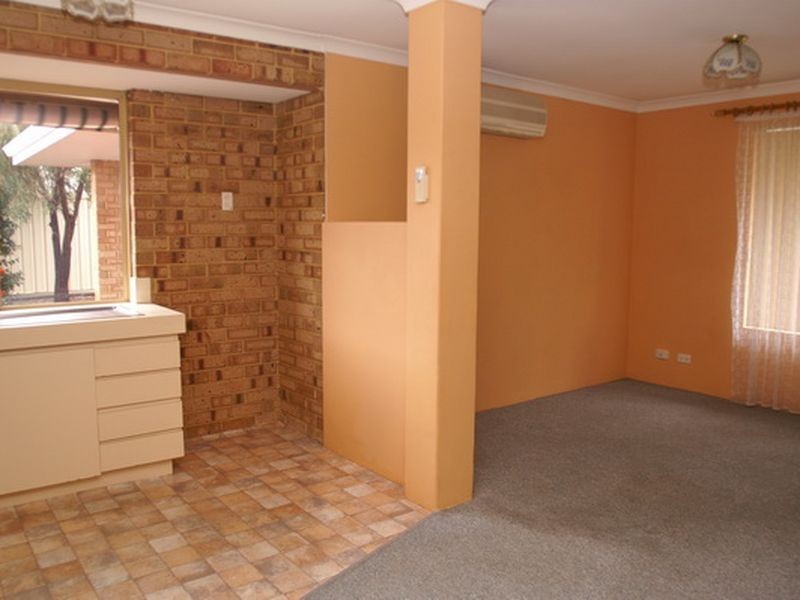 13 Bloodwood Circle, South Lake WA 6164