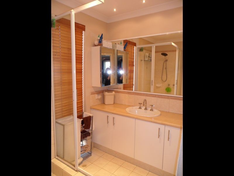 210 Glen Iris Drive, Jandakot WA 6164