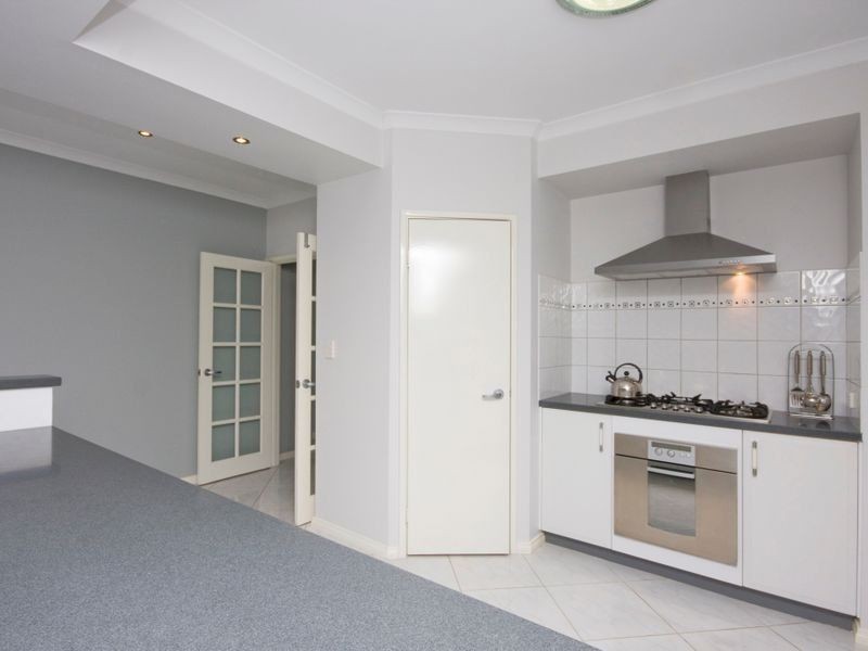 15 Ranunculus Court, Beeliar WA 6164