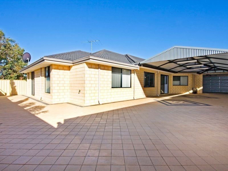15 Ranunculus Court, Beeliar WA 6164