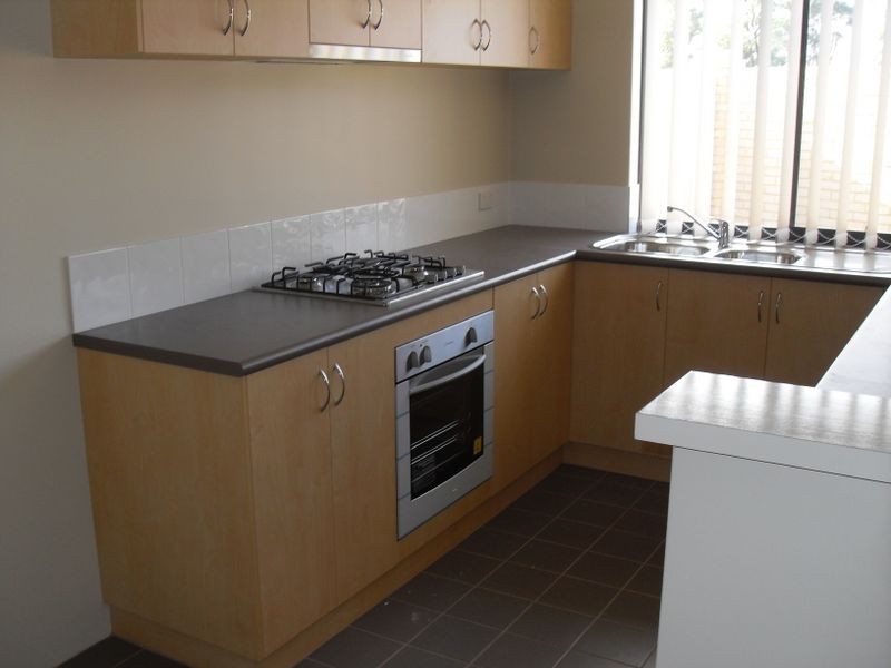 9/1 Coojong Link, Success WA 6164