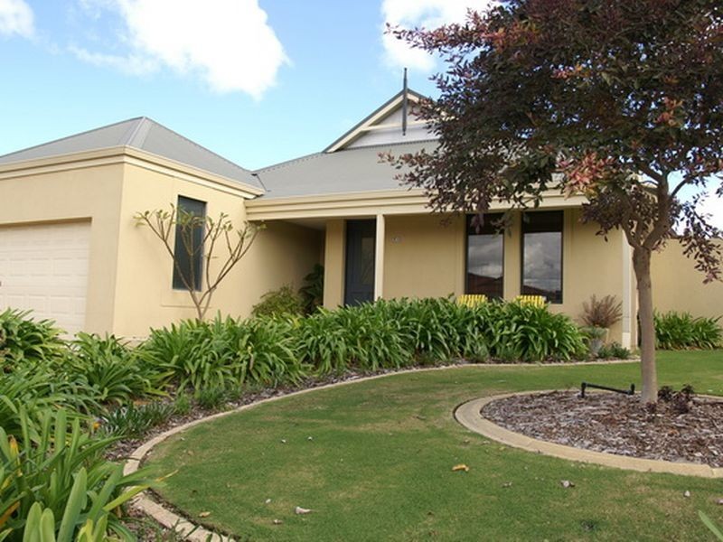 34 Freshwater Drive, Atwell WA 6164