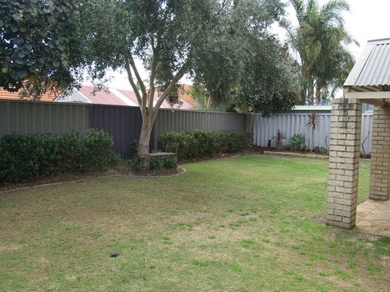 34 Freshwater Drive, Atwell WA 6164