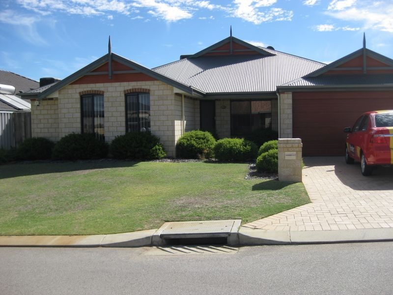 6 Dunmore Street, Secret Harbour WA 6173