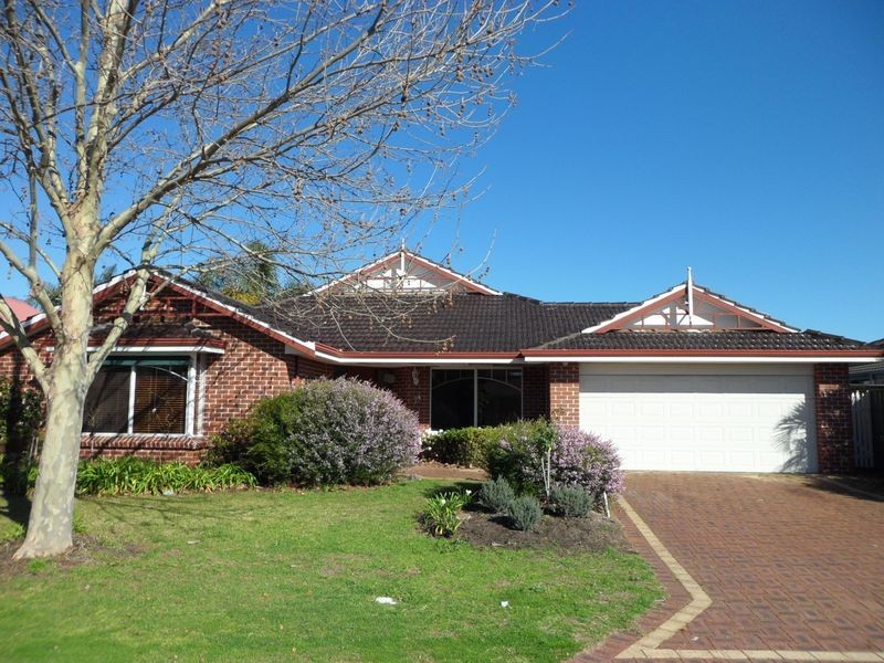 12 Strand Close, Atwell WA 6164