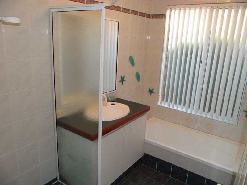 12 Strand Close, Atwell WA 6164