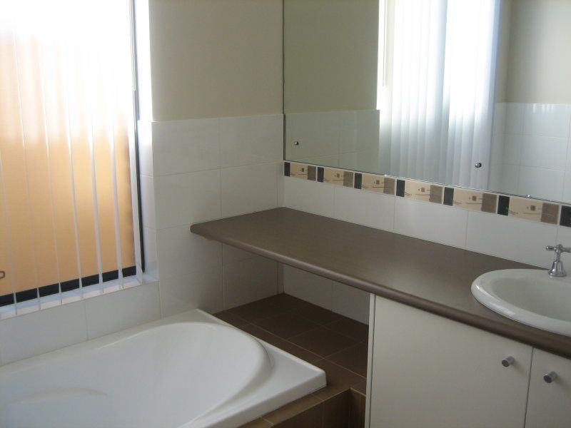 2/15 Coogee Road, Munster WA 6166