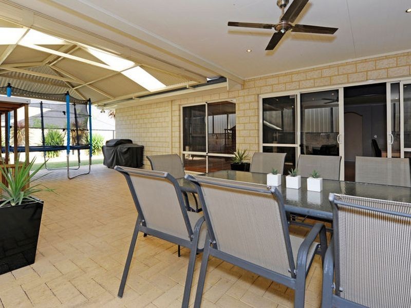 56 Sinagra Way, Yangebup WA 6164