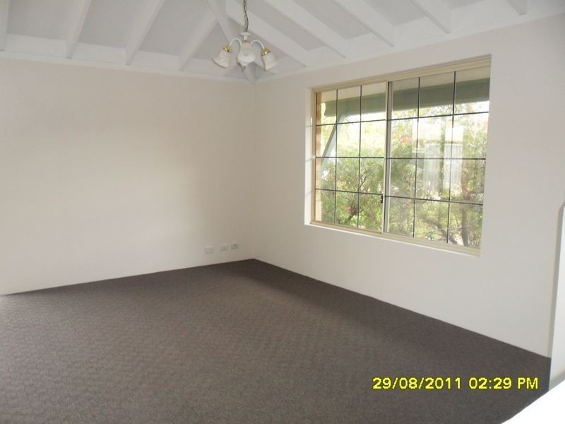 51 Bolderwood Drive, South Lake WA 6164