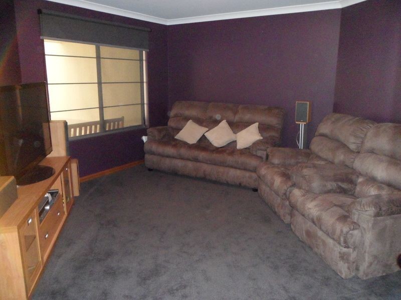 6 Aromatic Crescent, Atwell WA 6164