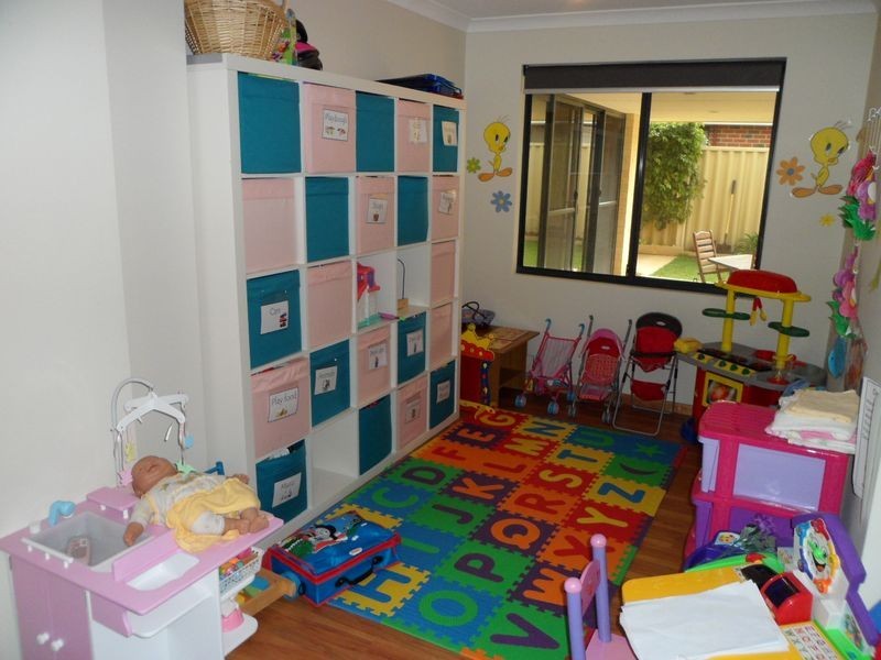 6 Aromatic Crescent, Atwell WA 6164