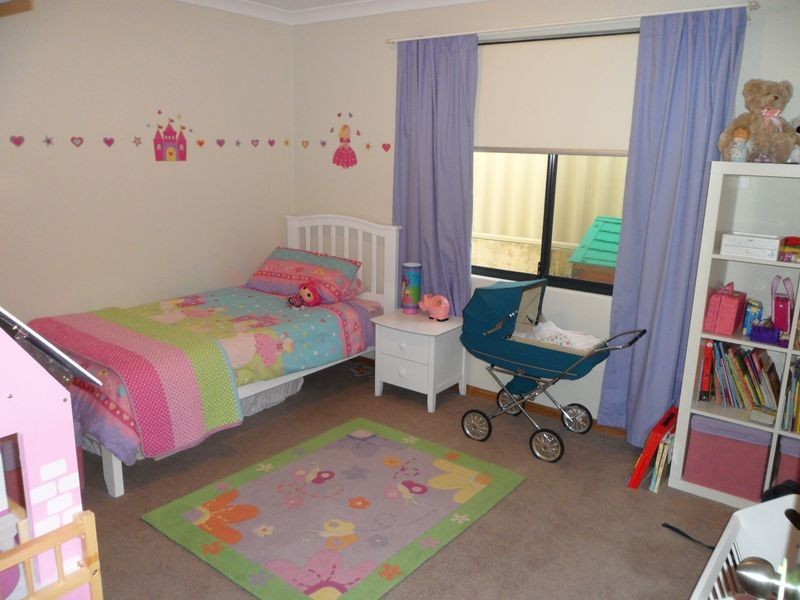 6 Aromatic Crescent, Atwell WA 6164