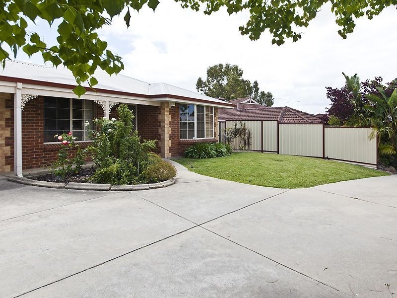 9 Marie Court, Atwell WA 6164