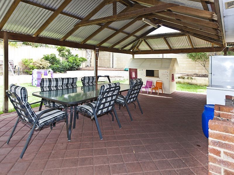 9 Marie Court, Atwell WA 6164