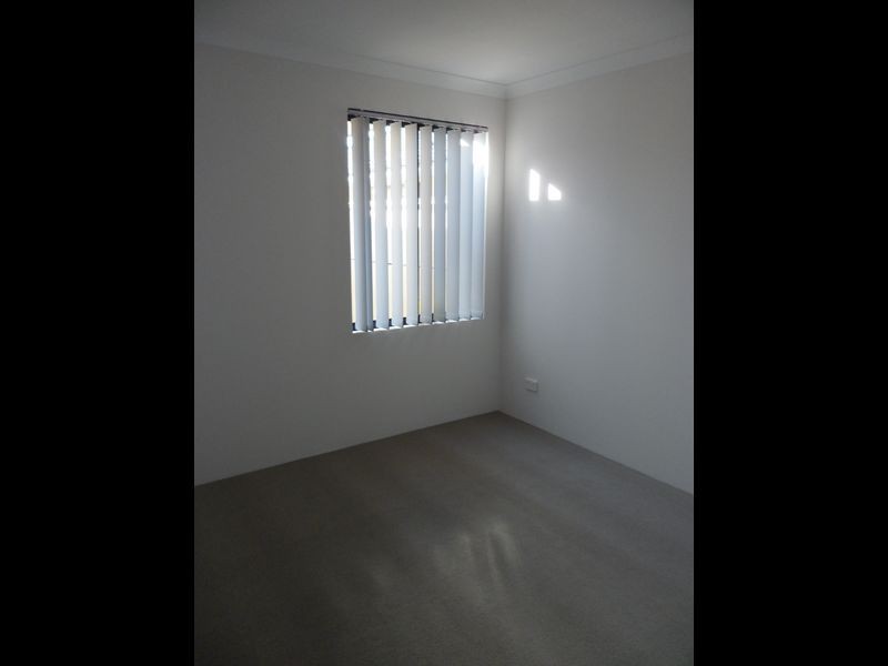 2/39 Peppermint Gardens, Aubin Grove WA 6164