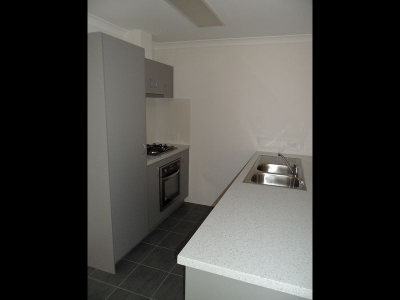 2/39 Peppermint Gardens, Aubin Grove WA 6164