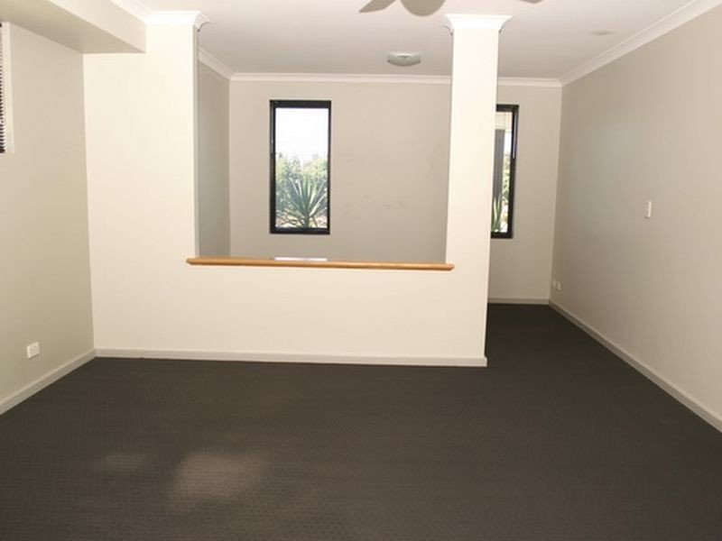 18 La Fayette Boulevard, Bibra Lake WA 6163