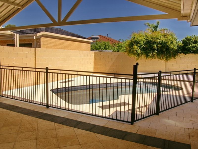 18 La Fayette Boulevard, Bibra Lake WA 6163