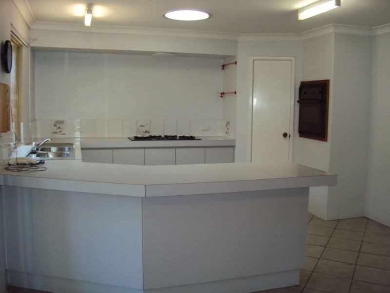 16 Ingvarson Way, Bibra Lake WA 6163