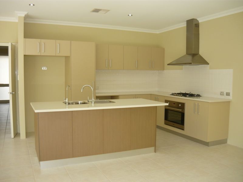 8 Radiance Link, Atwell WA 6164