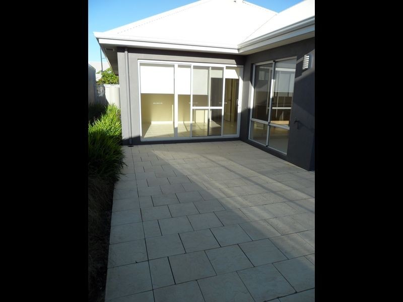 8 Radiance Link, Atwell WA 6164