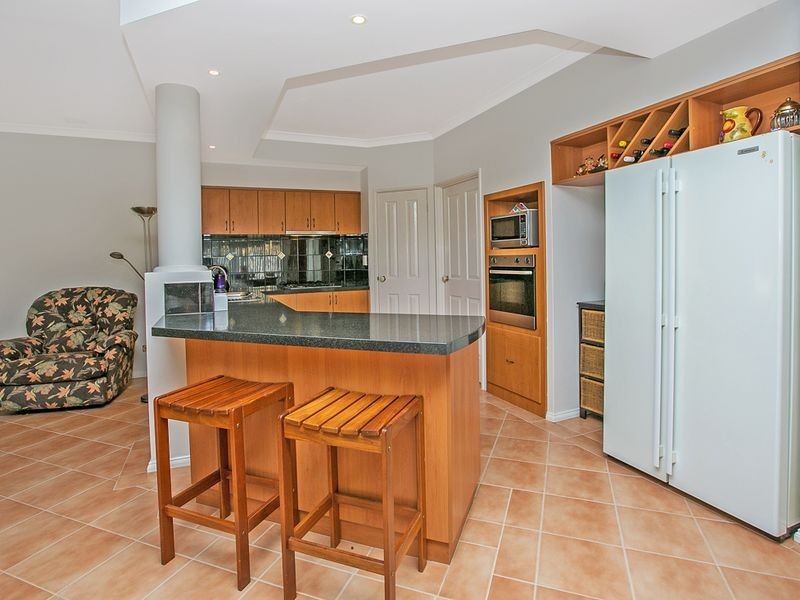 8 Woodlands Way, Jandakot WA 6164