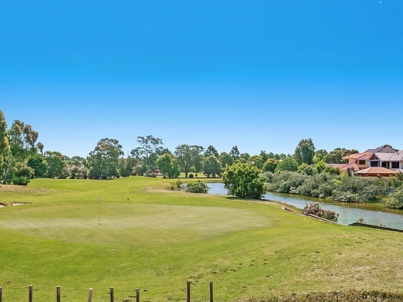 8 Woodlands Way, Jandakot WA 6164