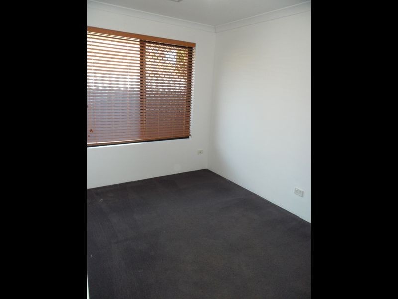 9 Stainer Street, Willagee WA 6156