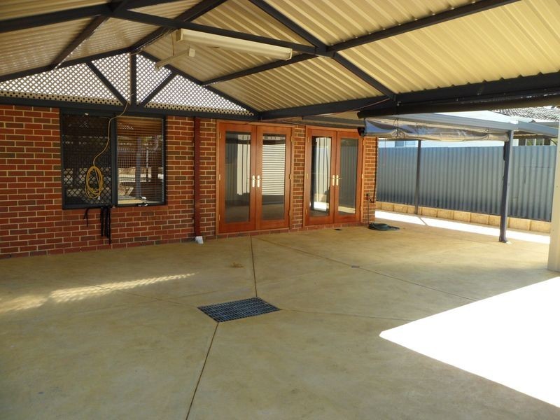 9 Stainer Street, Willagee WA 6156