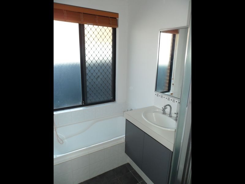 9 Stainer Street, Willagee WA 6156