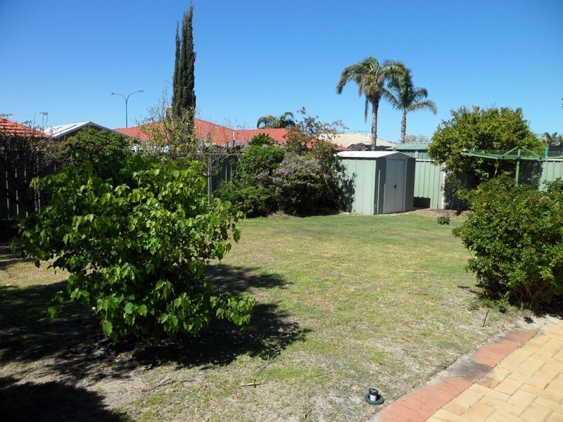 8 Veneta Circuit, Atwell WA 6164