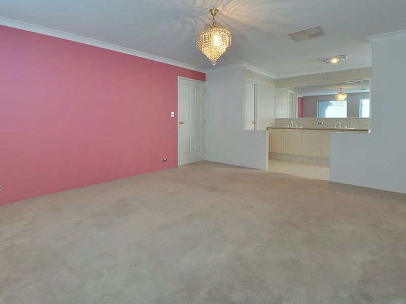 34 Mosman Loop, Success WA 6164