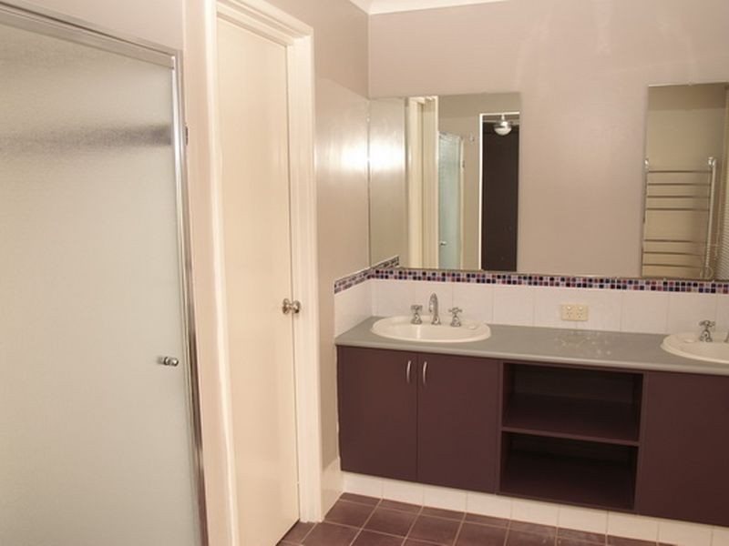 14 Concord Terrace, Atwell WA 6164
