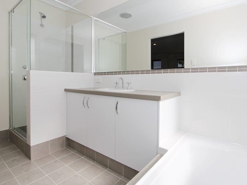 326 Lyon Road, Aubin Grove WA 6164